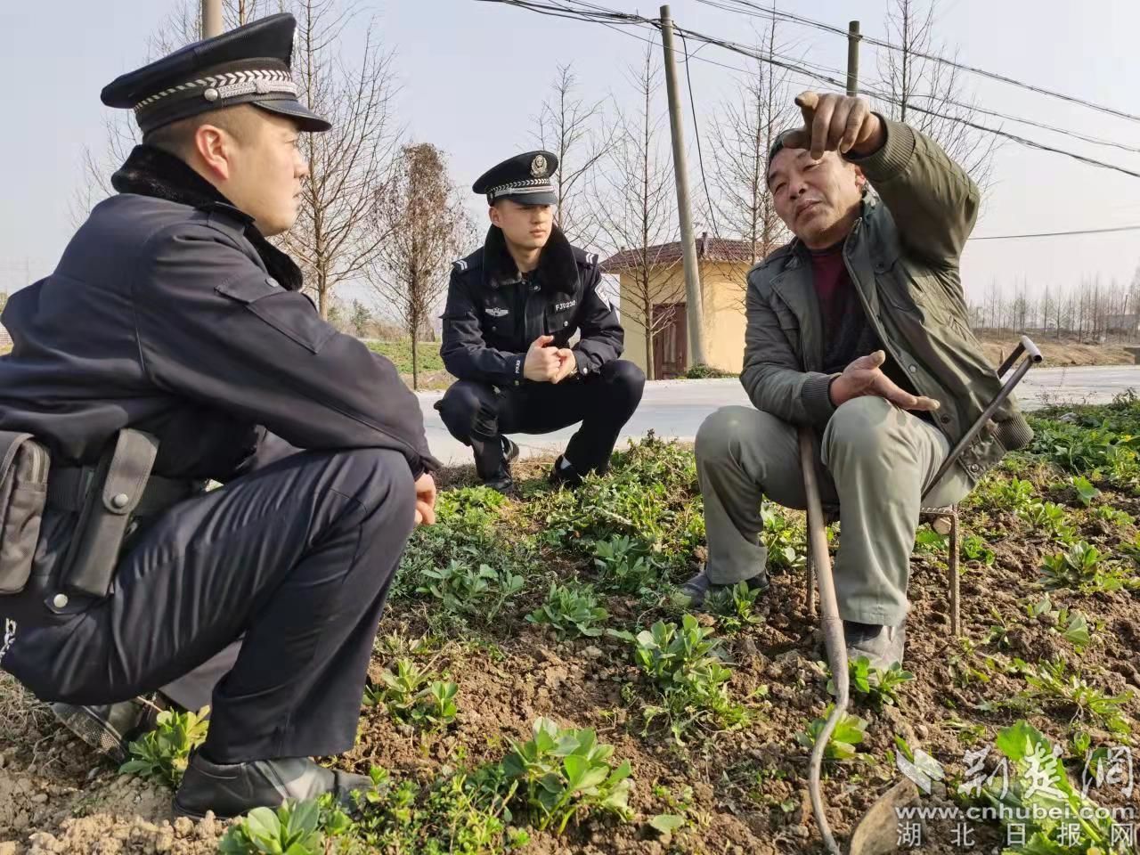 深入了解轄區(qū)治安狀況，查找風(fēng)險(xiǎn)隱患，排查化解矛盾糾紛.jpg.jpg